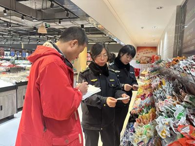 確保百姓"餐盤"安全 五原縣公安局環食藥偵大隊開展食品藥品質量安全聯合執法行動